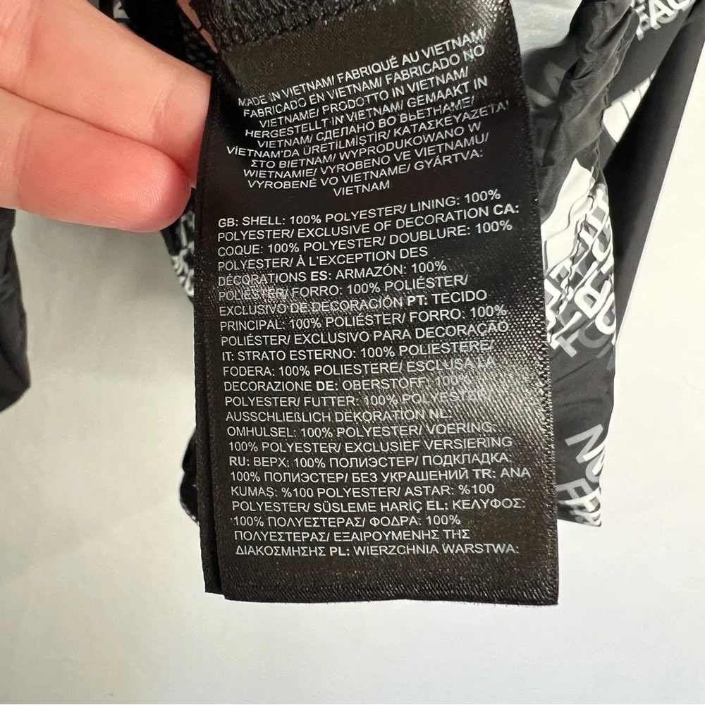 NWT THE NORTH FACE Printed Packable Wind‎ Jacket Black/White XS (6 YOUTH JR) TNF